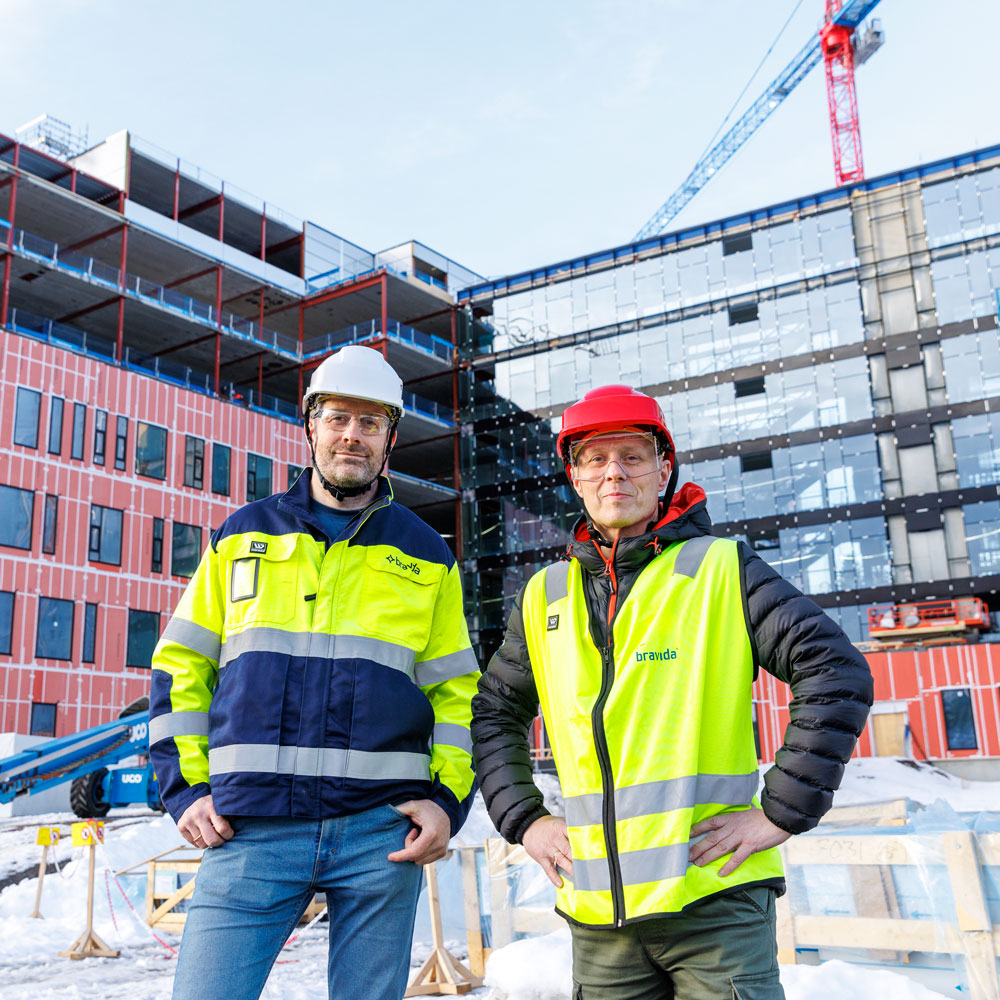 Bravida installers on site - CLX3 hospital project, Norway