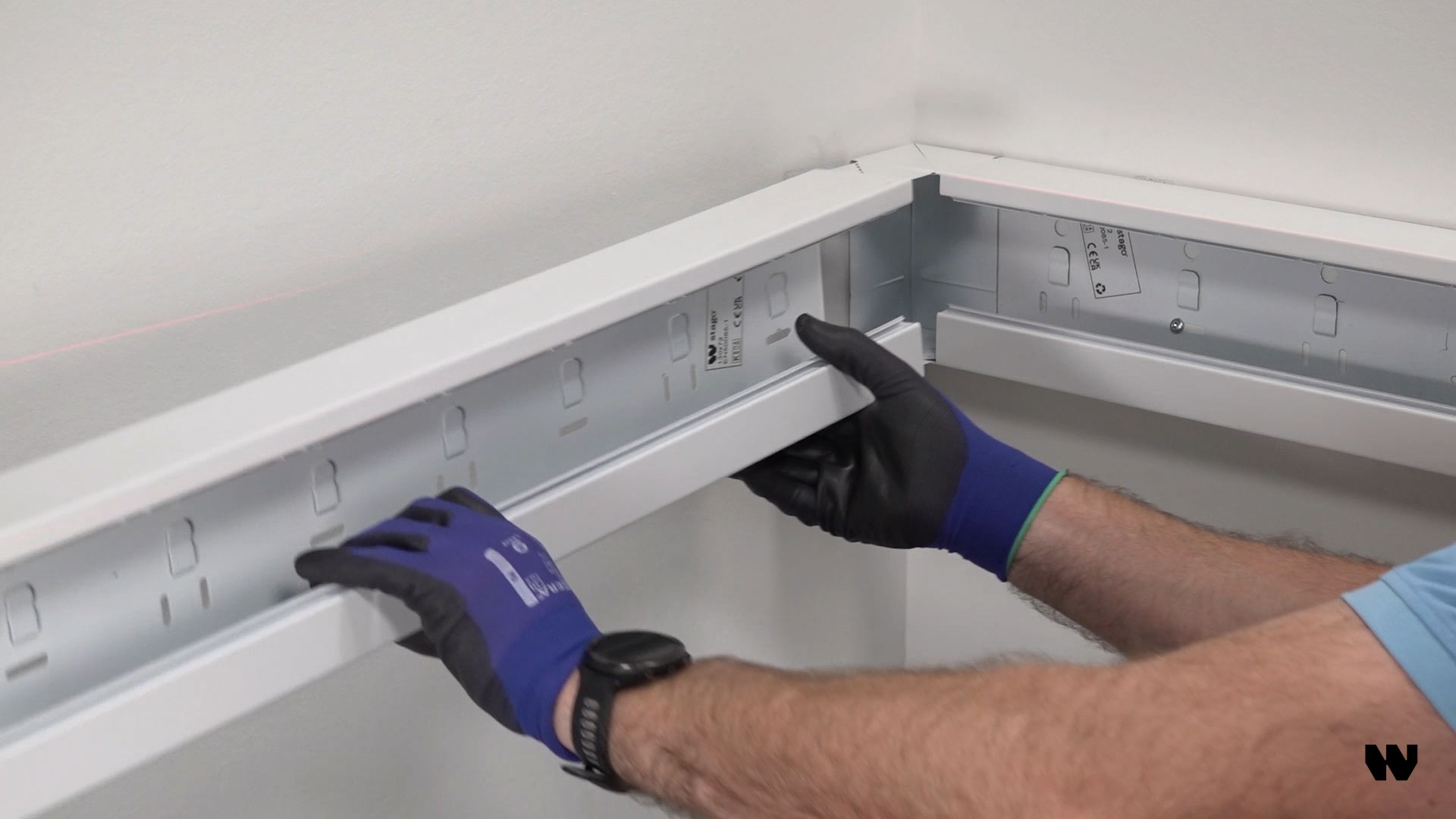 How to install Stago WGX steel trunking